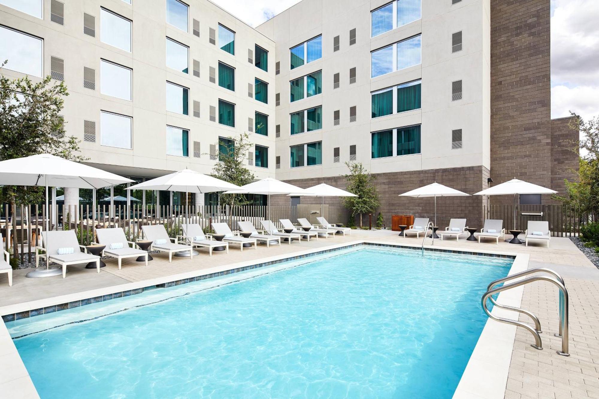 Ac Hotel Phoenix Biltmore Екстериор снимка