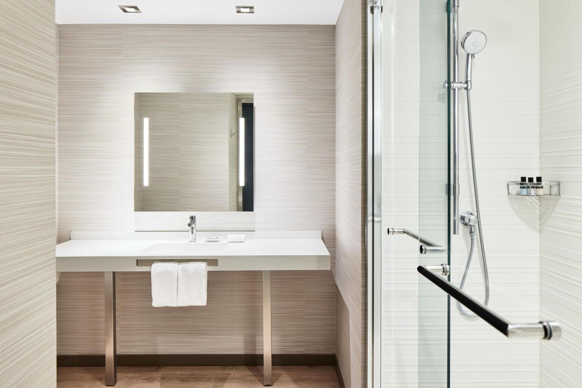 Ac Hotel Phoenix Biltmore Екстериор снимка