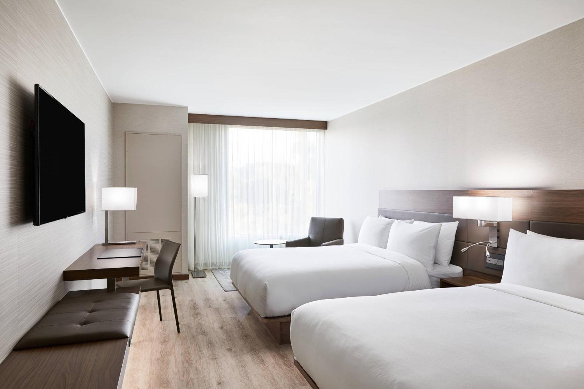 Ac Hotel Phoenix Biltmore Екстериор снимка