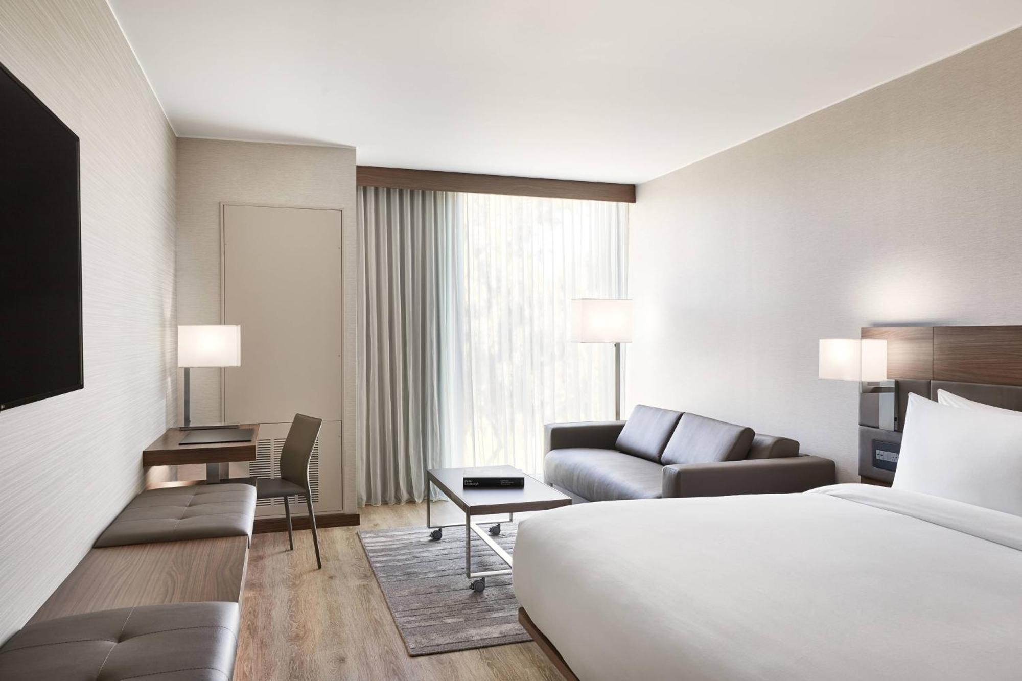 Ac Hotel Phoenix Biltmore Екстериор снимка