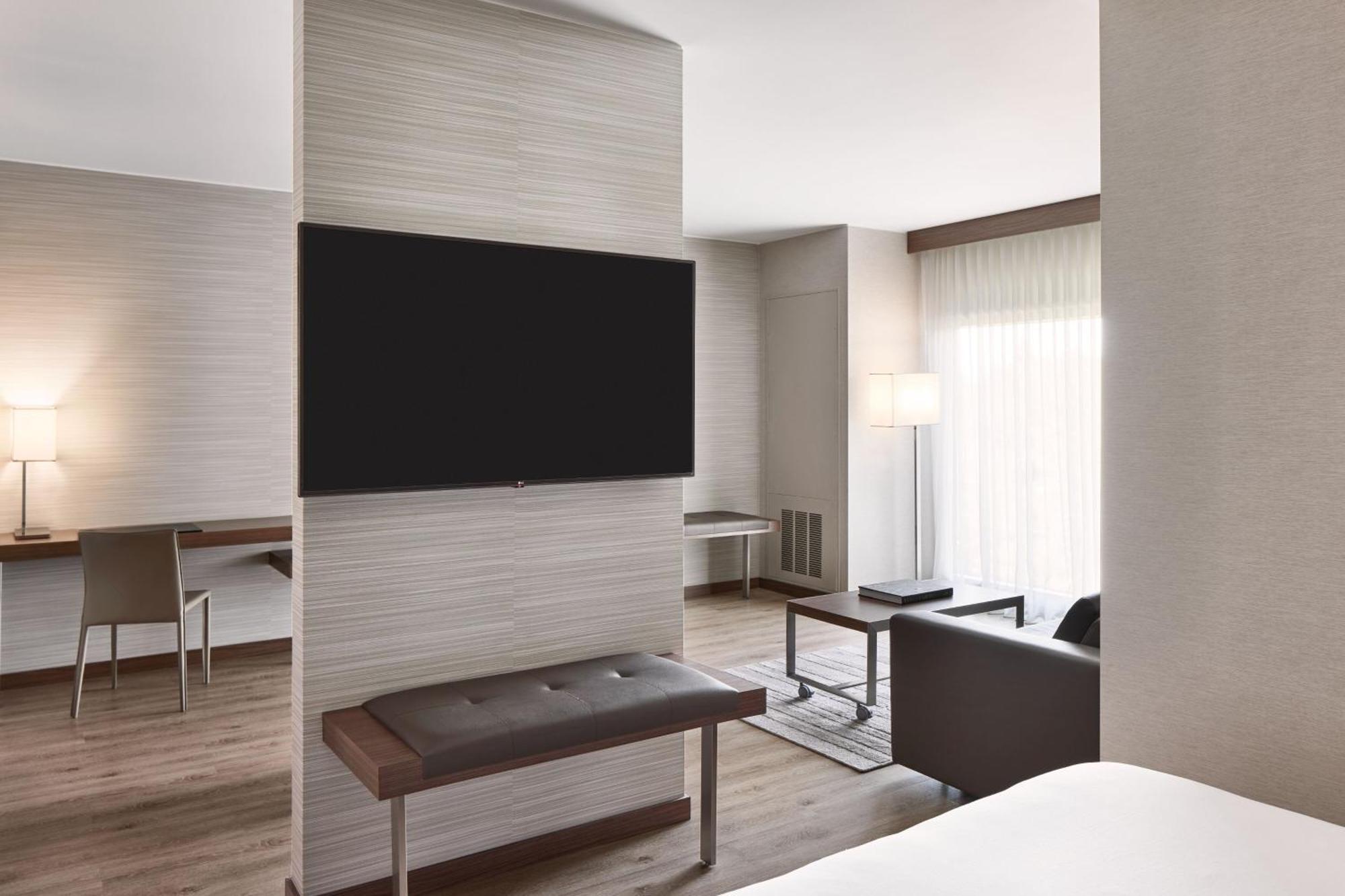Ac Hotel Phoenix Biltmore Екстериор снимка